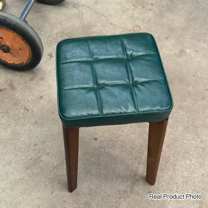 Moderner minimalistischer quadratischer Hocker aus Massivholz und Leathaire mit 4 Beinen für das Schlafzimmer 