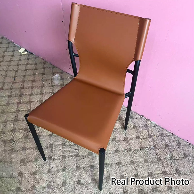 Chaise de salle à manger contemporaine scandinave en cuir rigide carré en cuir synthétique acier au carbone métal dossier pour salle à manger 