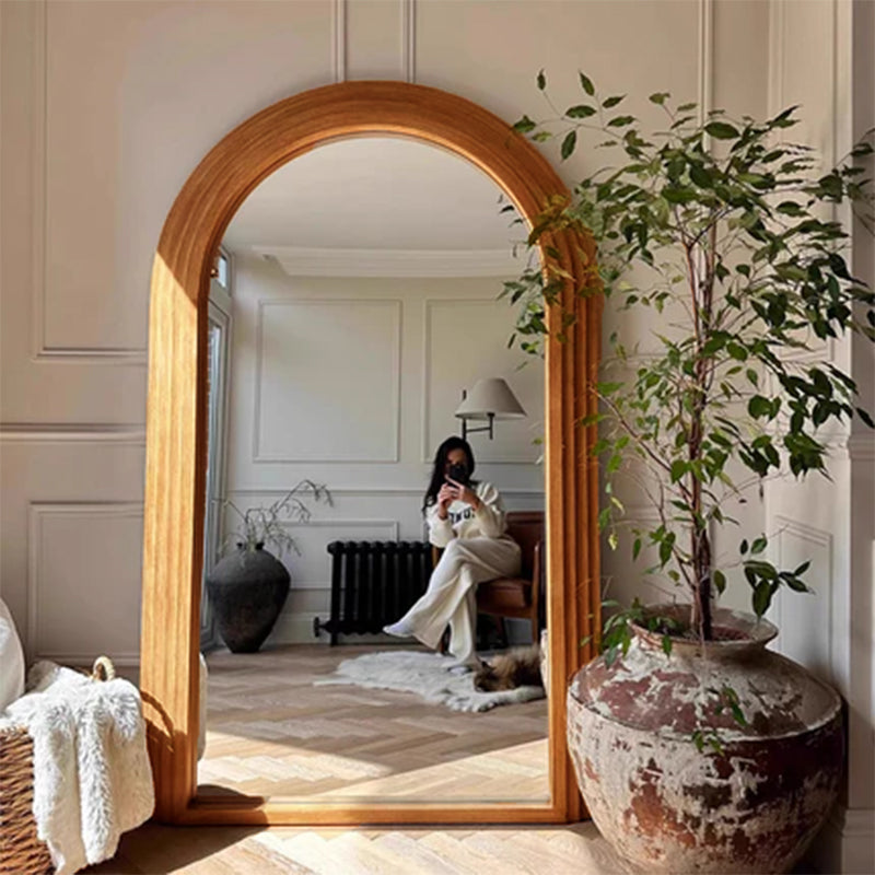 Contemporary Retro Solid Wood &amp; MDF Arched Leaning Full-Length Mirror For Bedroom &amp; Living Room Elegant Floor Mirror