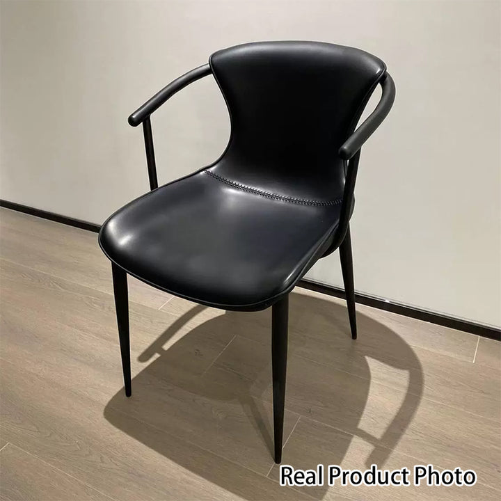 Chaise de salle à manger en cuir et métal avec dossier trapézoïdal minimaliste moderne pour salle à manger 