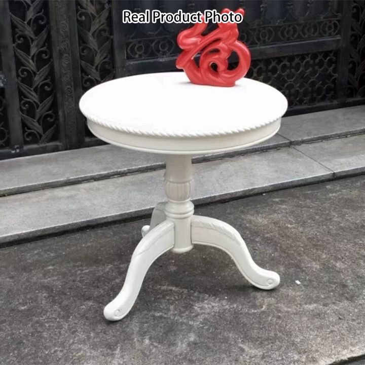 Traditioneller runder Couchtisch aus MDF und Kautschukholz im französischen Stil mit drei Beinen für das Wohnzimmer 