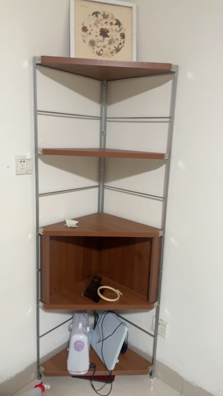 Moderner minimalistischer Eckregal-Ständer aus Spanplatte und Stahl, rechteckig, 5 Ebenen, für das Wohnzimmer 