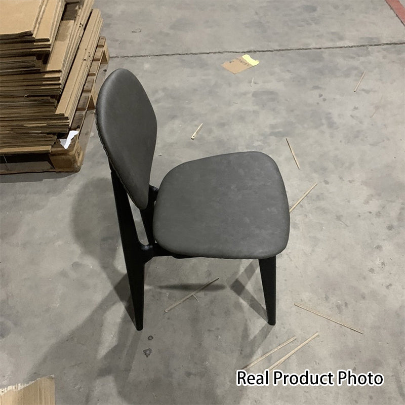 Moderner minimalistischer Esszimmerstuhl mit gebogenem Sitzkissen aus Polypropylen, Kunstfaserbezug, Schaumstoff und Rückenlehne für das Esszimmer 