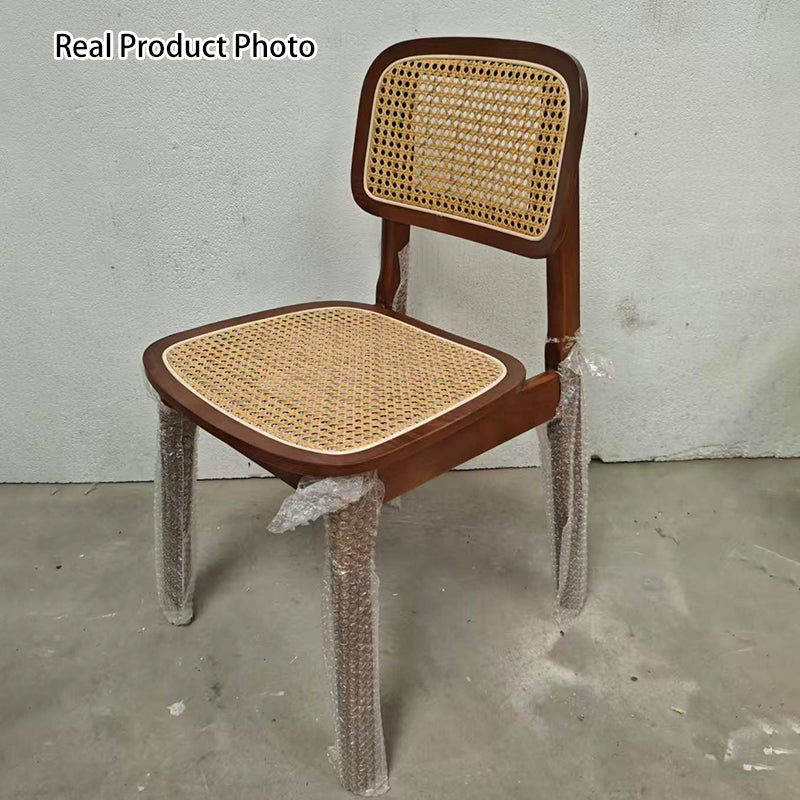 Moderner minimalistischer Esszimmerstuhl aus PET-Rattan und Kautschukholz mit quadratischer Rückenlehne 