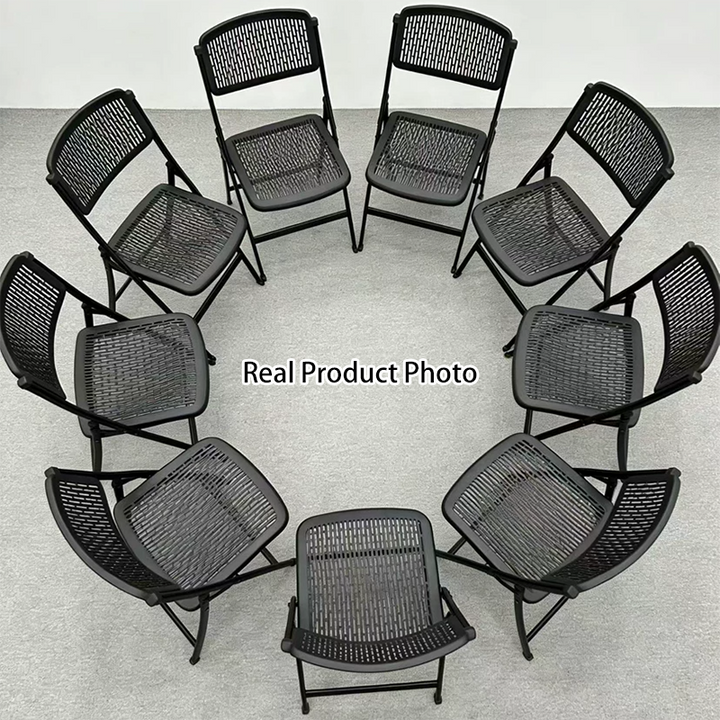 Chaise de bureau pliante carrée moderne minimaliste en PP et en acier avec dossier pour la maison et le bureau 