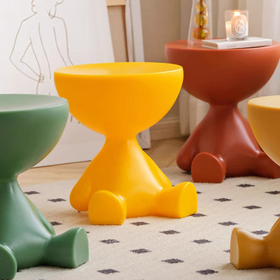 Table d'appoint ronde scandinave contemporaine avec base en PE et ours cartoon pour salon 