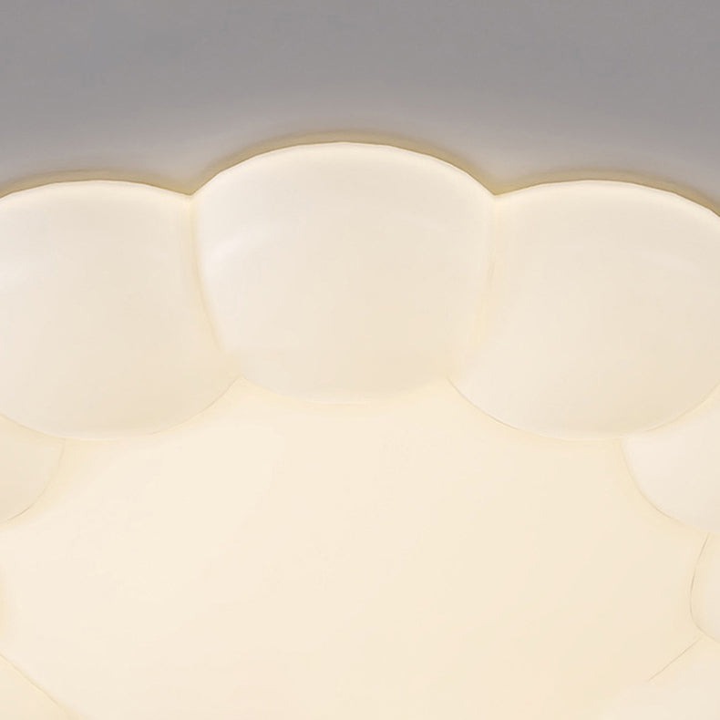 Plafonnier à LED en forme de fleur PE crème nordique contemporaine pour chambre à coucher 