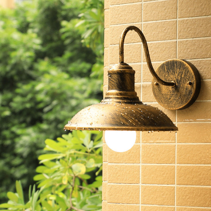 Zeitgenössische Industrielle Gebogene Stange Runde Topf Deckel Eisen 1-Licht Wandleuchte Lampe Für Outdoor Terrasse 