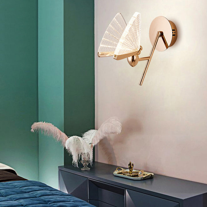 Applique murale LED en alliage de zinc Art Déco moderne en forme de papillon pour salon 