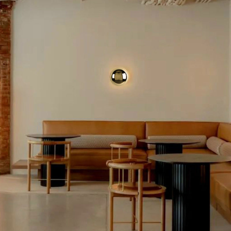 Aplique de pared LED de metal en semicírculo de meteorito de simplicidad moderna para dormitorio 