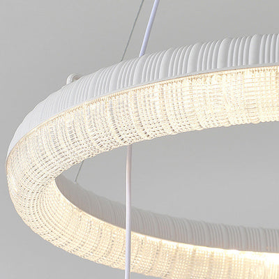 Zeitgenössischer Luxus-Kreis-Ring-Schatten-ABS-Schwan-Dekor-LED-Kronleuchter für Wohnzimmer 