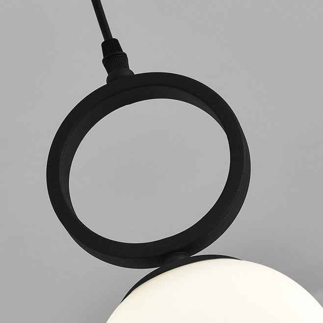 Lámpara colgante de una luz con anillo de bola de hierro de vidrio nórdico contemporáneo para mesita de noche 