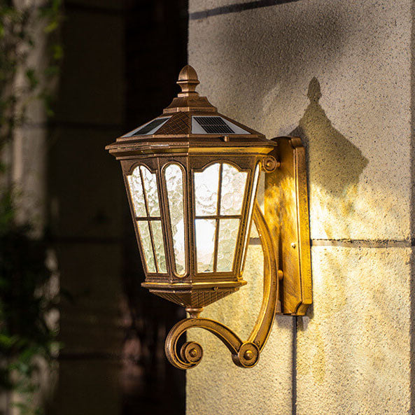 Traditional European Solar Outdoor Lantern Aluminum Glass Waterproof 1-Light Wall Sconce Lamp for Outdoor Patio