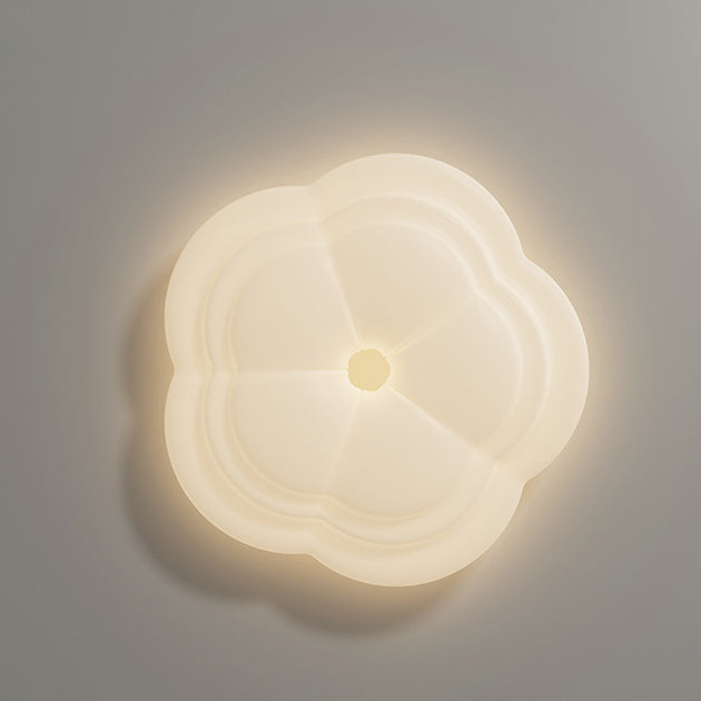 Plafonnier LED en fer et acrylique pétale minimaliste moderne pour chambre à coucher 