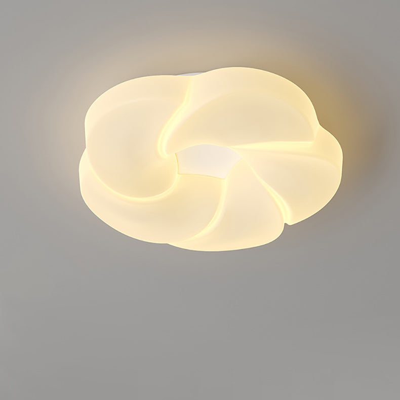 Moderne unbedeutende Deckenleuchte aus PE-Plätzchen-Wolken-Form-Eisen-LED für Schlafzimmer 