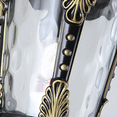 Applique murale extérieure à 1 lumière en verre et aluminium avec cylindre pointu quadrangulaire étanche de style européen traditionnel pour jardin 
