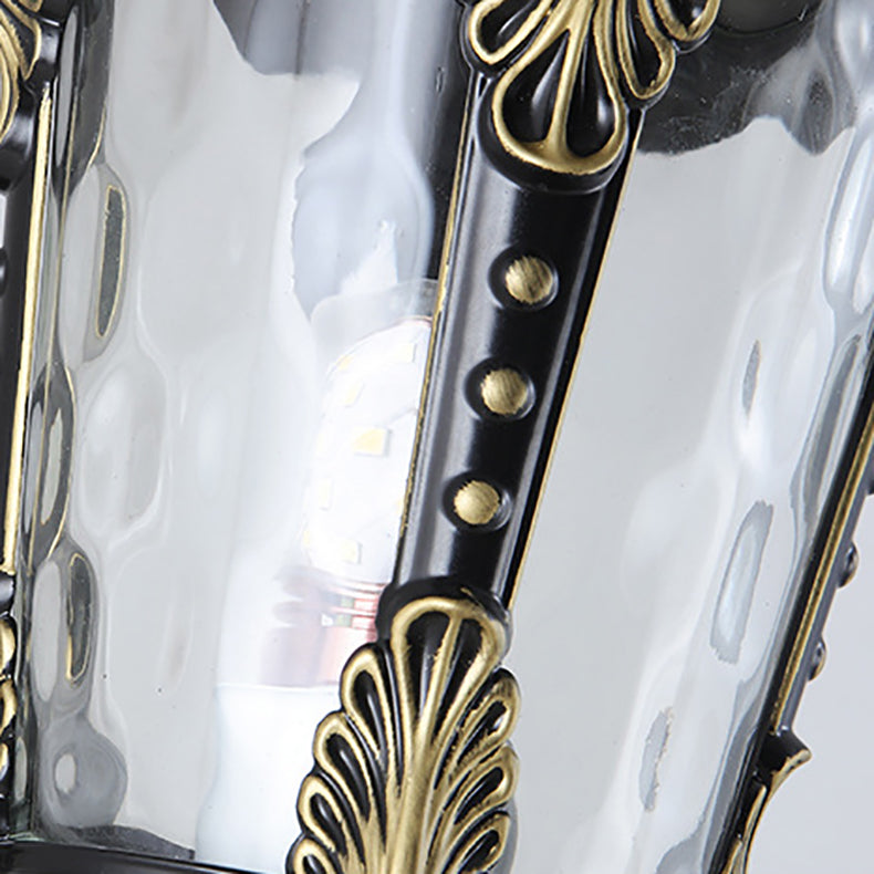 Applique murale extérieure à 1 lumière en verre et aluminium avec cylindre pointu quadrangulaire étanche de style européen traditionnel pour jardin 