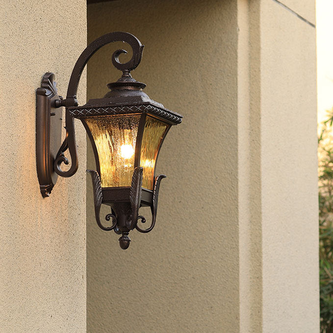 Traditionelle europäische Aluminium-Wasserwellen-Acrylschirm-Wandleuchte mit 1 Licht, wasserdicht, für die Terrasse im Freien 