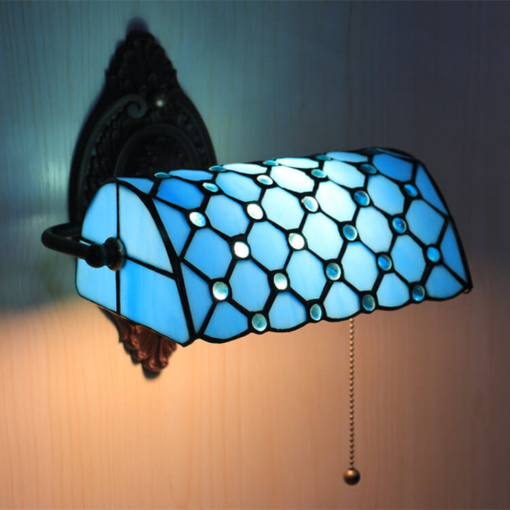 Traditional Tiffany Lucite Beads Stained Glass 1-Light Wall Sconce Lamp For Bedroom