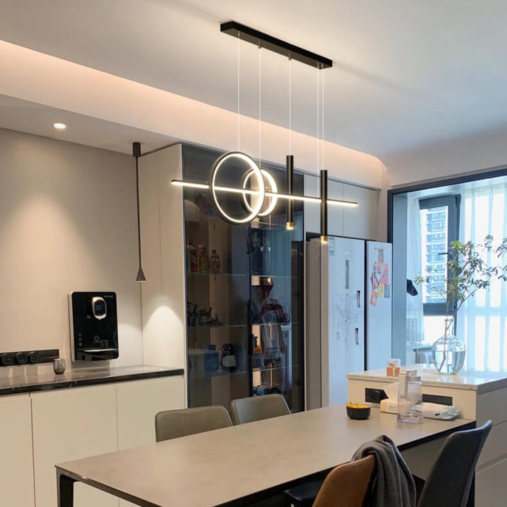 Moderne minimalistische Eisen-Silikon-Streifen-LED-Insel-Leuchte Kronleuchter für das Esszimmer 