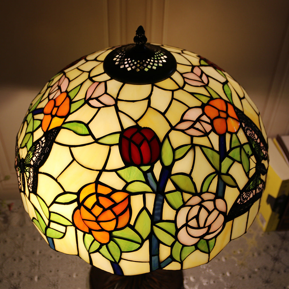 Traditional Tiffany Dome Rose Zipped Zinc Alloy Glass 2-Light Table Lamp For Bedside