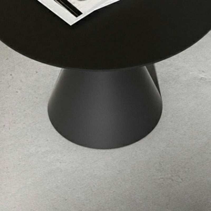 Moderner minimalistischer runder Kegel-Aluminium-Metall-Beistelltisch 1-stufig für das Wohnzimmer 