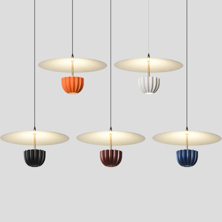 Suspension LED ronde en aluminium scandinave contemporaine pour salon 