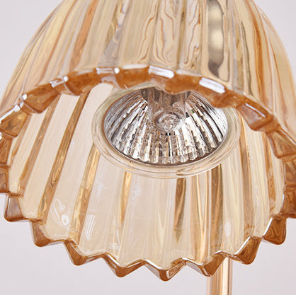 Lampe de table en verre en forme de fleur Art Déco moderne en fer et bois à 1 lumière avec cire fondue pour chambre 