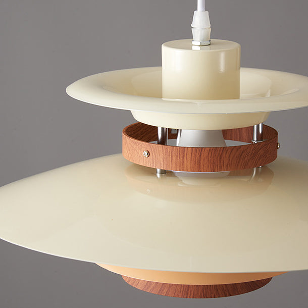 Lustre suspendu moderne et créatif en fer et verre avec une lumière pour la salle à manger 