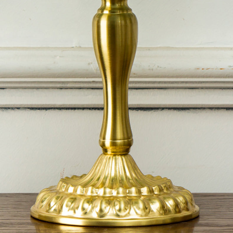 Lampe de table à 1 lumière traditionnelle en métal européen avec motif floral peint et franges pour chambre 