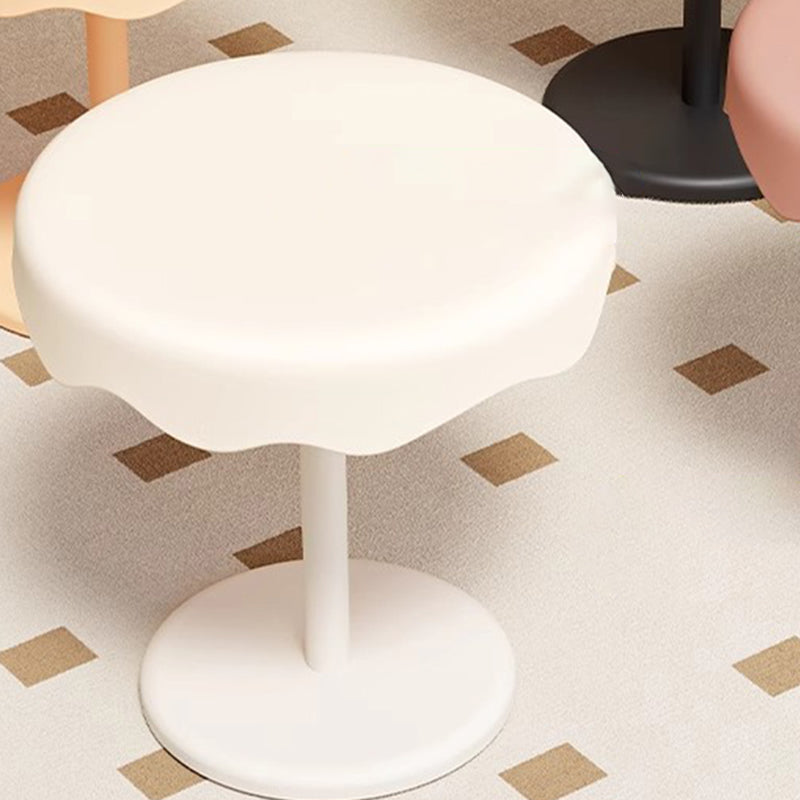 Mesa auxiliar contemporánea creativa redonda con forma de helado de PP plástico y acero al carbono para sala de estar 