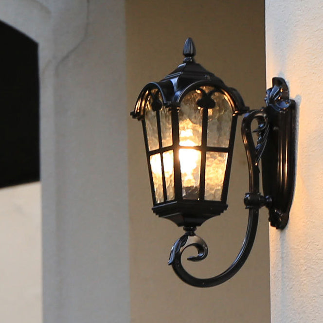 Cilindro de vidrio de aluminio impermeable tradicional europeo con ondas para lámpara de pared de 1 luz para patio exterior 