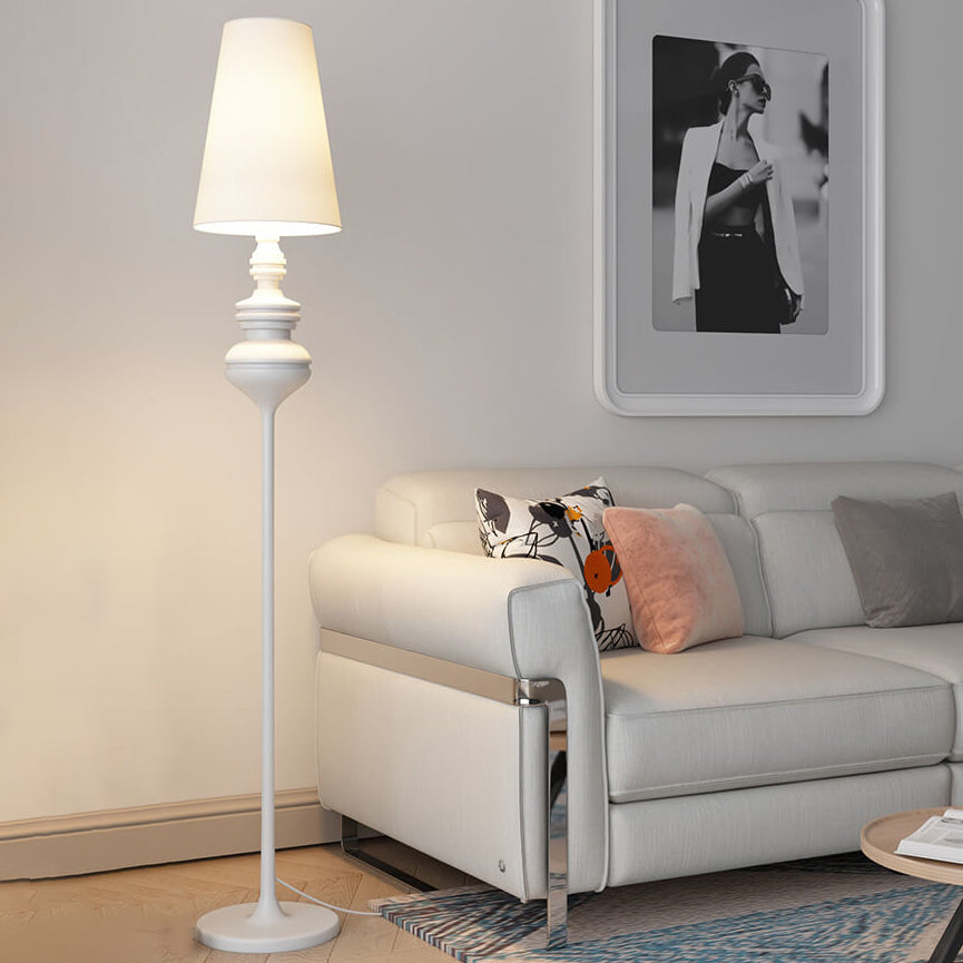 Lampe de sol moderne à base de fer en forme de cône en tissu de transition avec 1 lumière pour le salon 