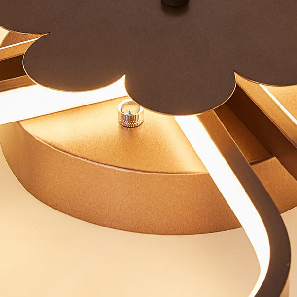 Contemporary Creative Clover Design Silicone Aluminum LED Flush Mount Ceiling Light For Living Room &amp; Bedroom