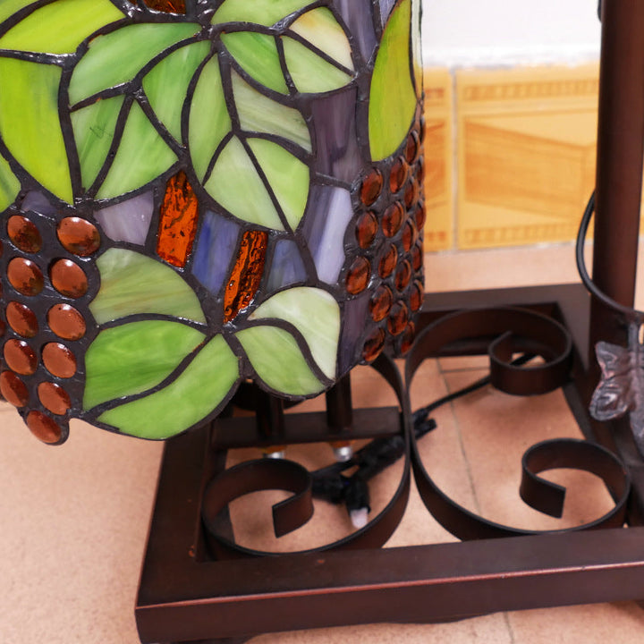 Lampe de sol traditionnelle Tiffany à colonne en fer avec verre à 2 lumières pour salon 