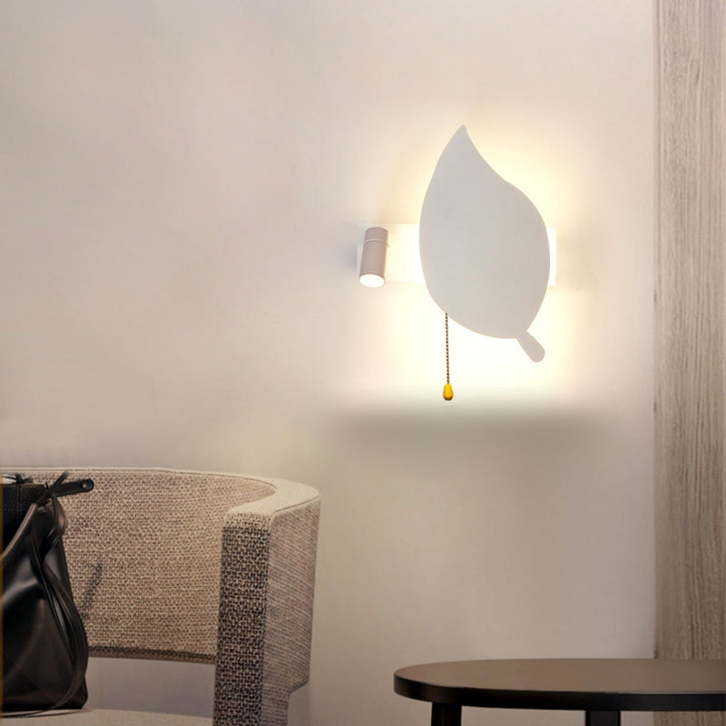 Moderne minimalistische runde Blatt Eisen Aluminium Acryl LED Wandleuchte Lampe für Wohnzimmer 