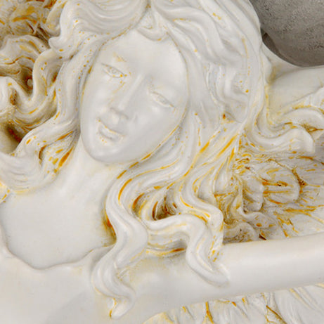 Traditionelle europäische Harzglas-Engelsstatue 1-flammige Wandleuchte für Wohnzimmer 