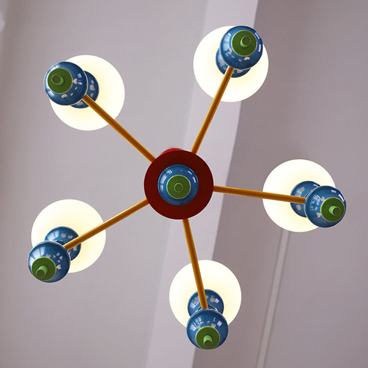 Zeitgenössischer nordischer Kronleuchter mit Eisenrahmen und Glaskugelschirm, 3/5 Lichter, für Wohnzimmer 