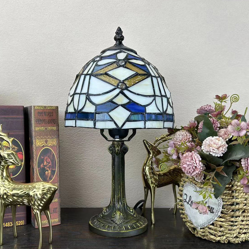 Traditionelle Tiffany Legierung Glas Dome Blume 1-Licht Tischlampe für Nachttisch 