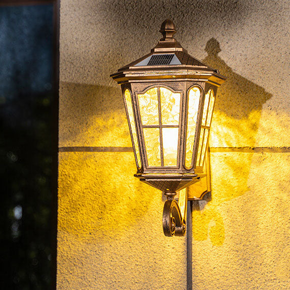 Traditional European Solar Outdoor Lantern Aluminum Glass Waterproof 1-Light Wall Sconce Lamp for Outdoor Patio