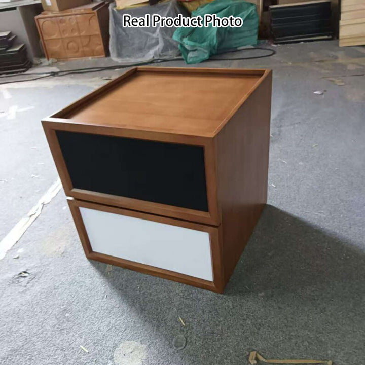 Moderner minimalistischer rechteckiger Nachttisch aus Gummibaumholz und massiver Kiefer mit 2 Schubladen für das Schlafzimmer 