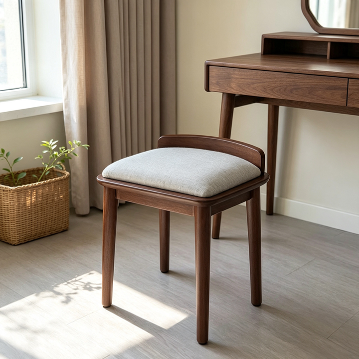 Tabouret de coiffeuse en bois massif et tissu, style minimaliste moderne, avec coins arrondis et dossier pour chambre et salon 