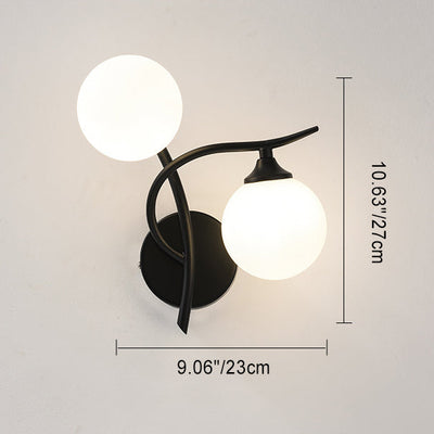 Applique murale à 2 lumières avec abat-jour en verre sphérique et ligne courbe en fer de simplicité contemporaine pour chambre 