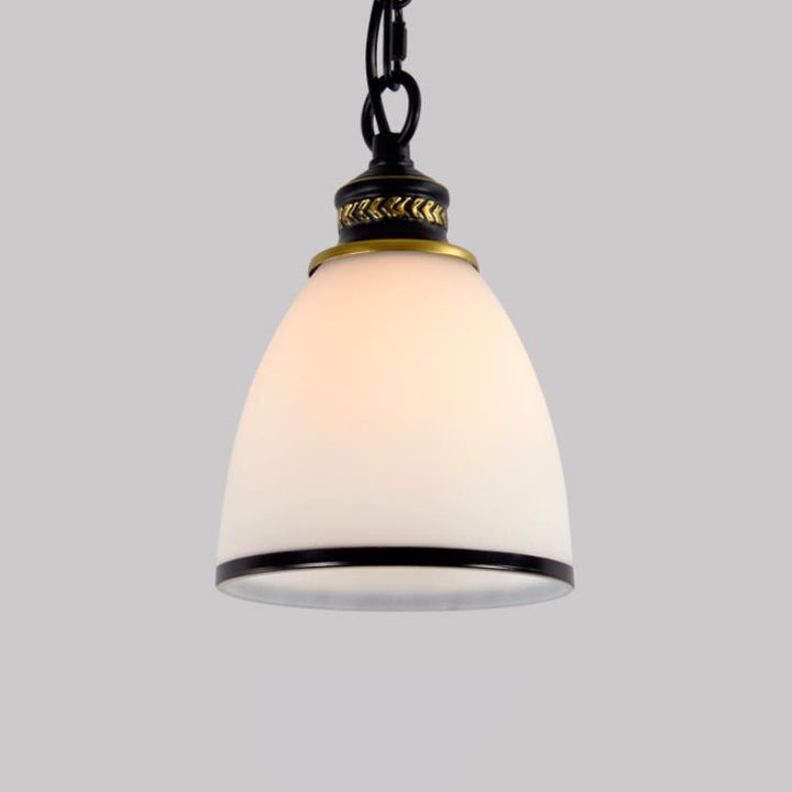 Traditionelle 1-flammige Pendelleuchte aus Eisen mit kegelförmigem Schirm aus satiniertem Glas im europäischen Stil für Wohnzimmer &amp; Schlafzimmer 