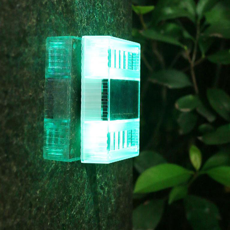 Moderne solarbetriebene auf- und abwärts beleuchtete LED-Wandleuchte für den Außenbereich 