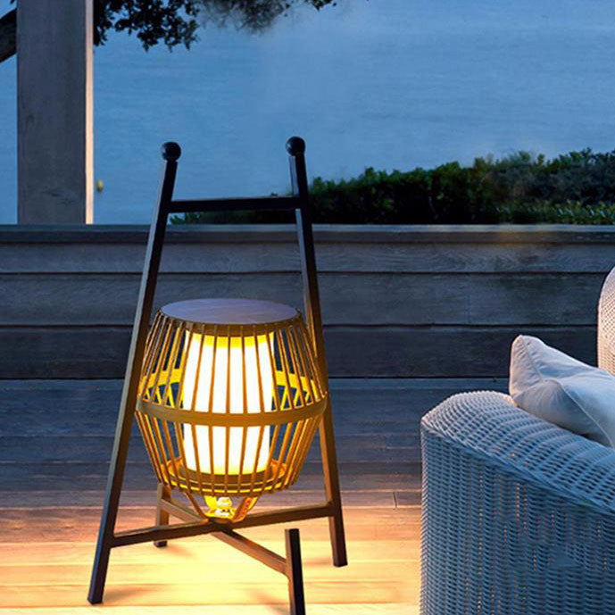 Luz de paisaje LED al aire libre con jaula de acero inoxidable simple y moderna solar 