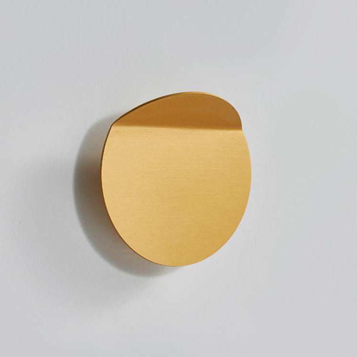 Dänische minimalistische Wandleuchte aus gebürstetem Aluminium mit gefaltetem LED-Disc 