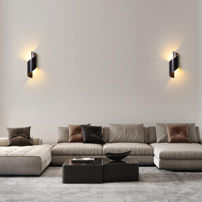 مصباح حائطي LED بتصميم هندسي من سبائك الألومنيوم العصري البسيط لغرفة النوم 
