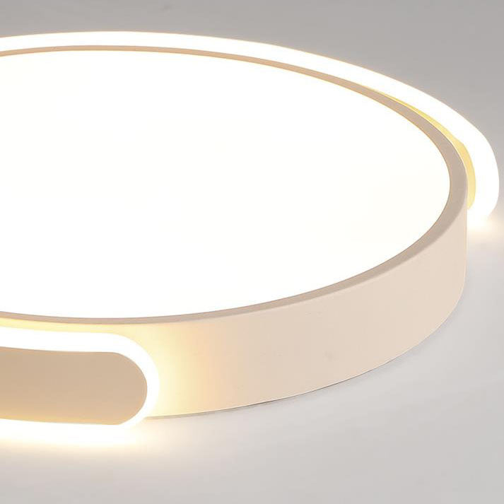 Plafonnier LED rond en aluminium et acrylique à monture affleurante pour chambre à coucher de style moderne et simple 