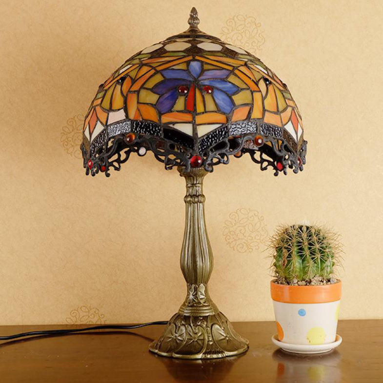 Lampe de table 1 lumière en verre teinté en alliage de style Tiffany traditionnel pour chambre 